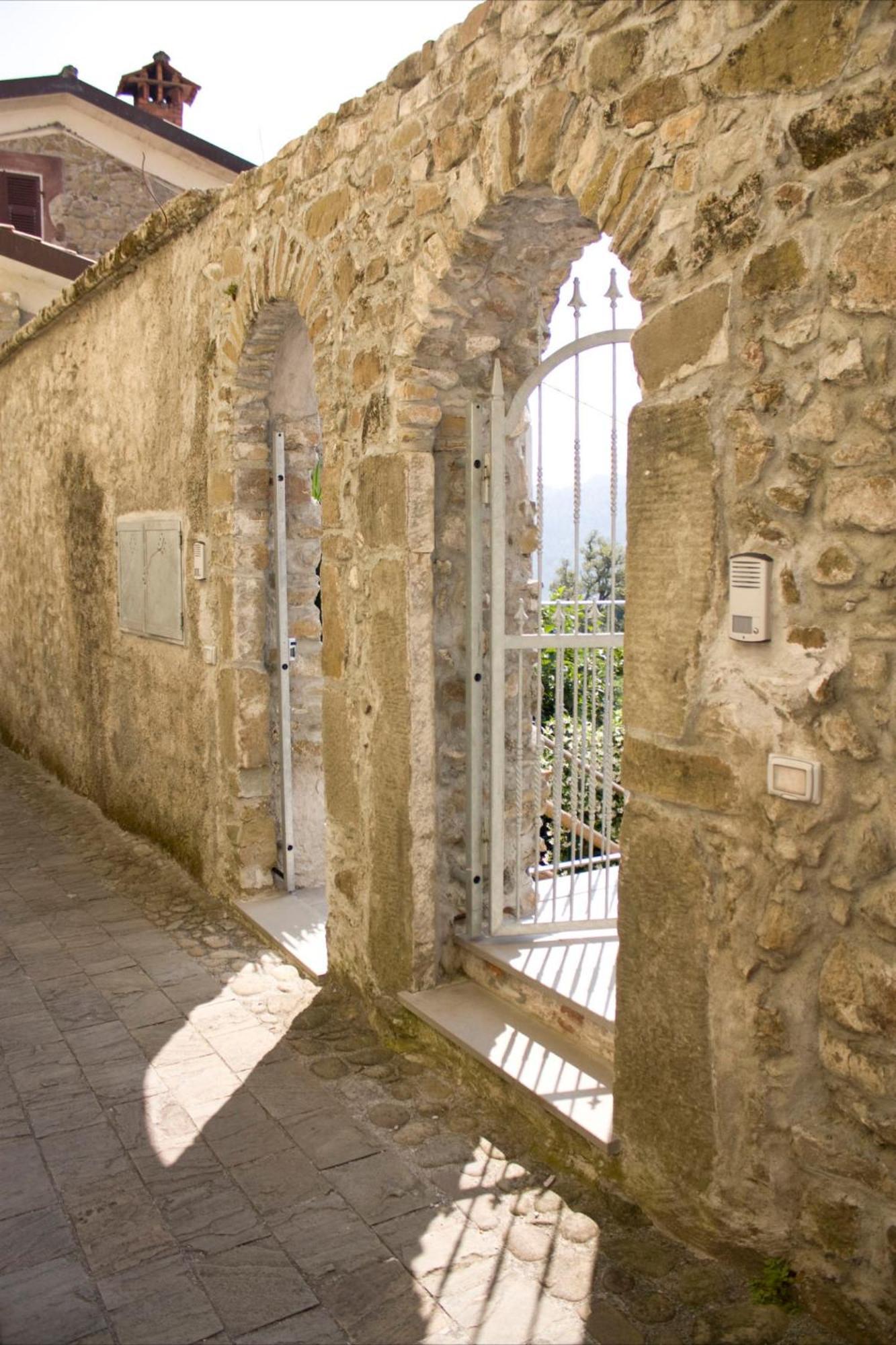 Гостьовий будинок Al Castello Da Annamaria Беверино Екстер'єр фото